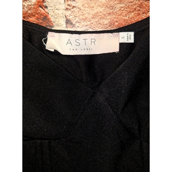 ASTR x Anthropologie | Betty Structured Corset Top in Black - Puffy Sleeve - Picture 10 of 13